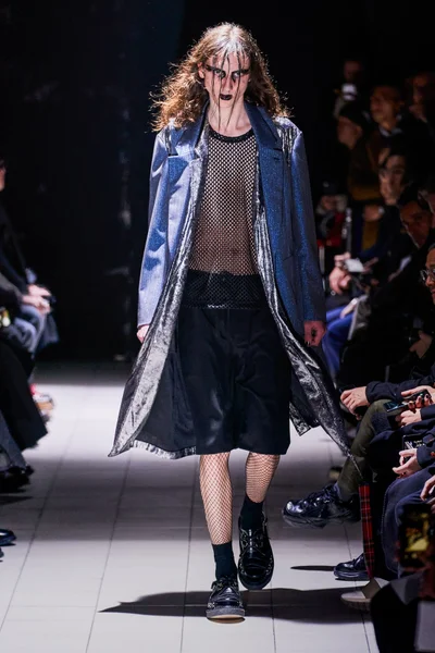 Look 23